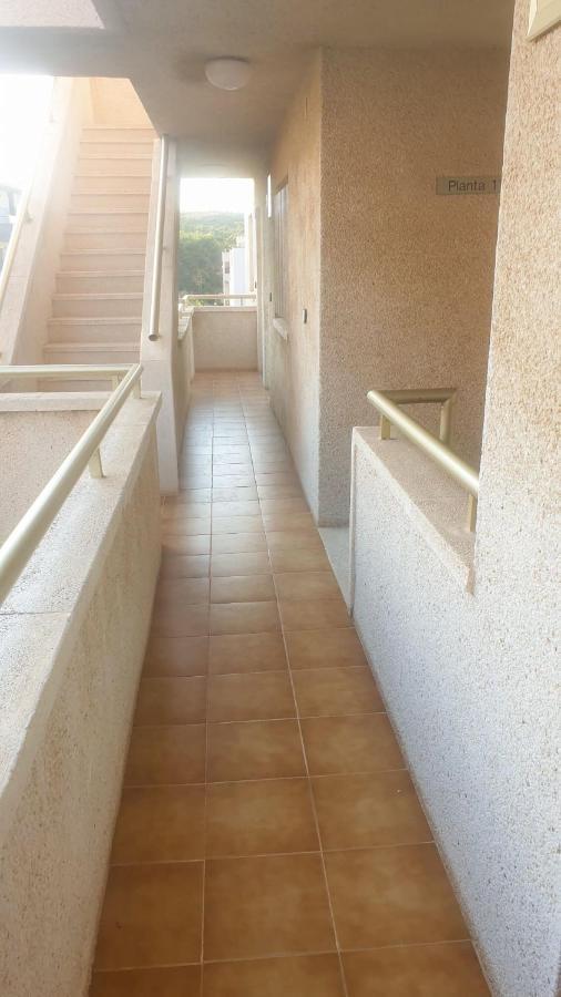 Apartamento Relax,A 2Min De La Playa Y Parking Gratuito Apartment Салоу Екстериор снимка